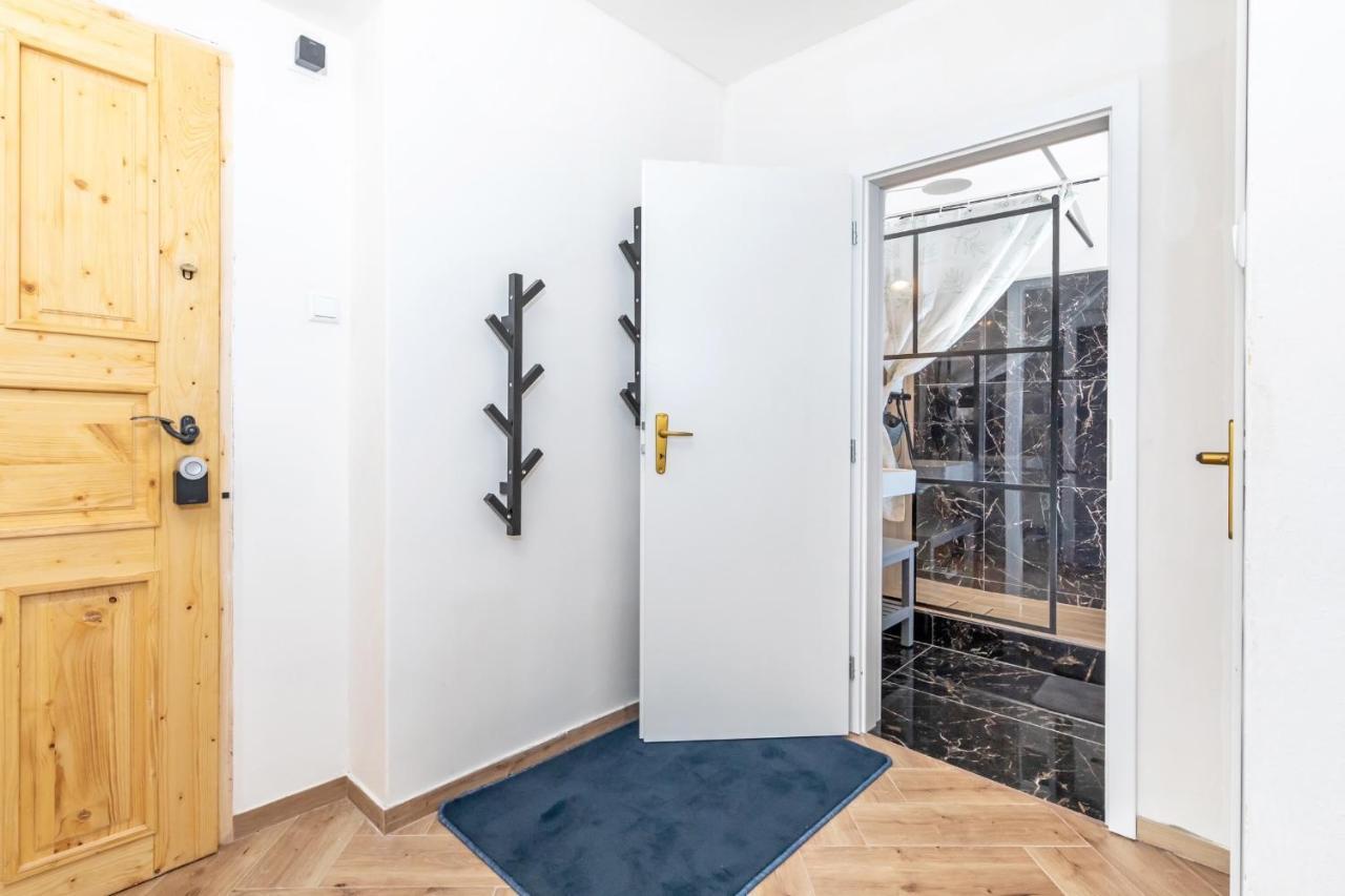 Ubytovanie Demaenova 3Izb 5Osob Sauna - Cube '69 Liptovský Mikuláš Exteriér fotografie